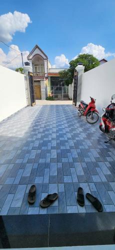 Nhà hẻm thị trấn Đức Hòa dt 145m2 1 lầu 3pn 3wc giá 3 tỷ - 5