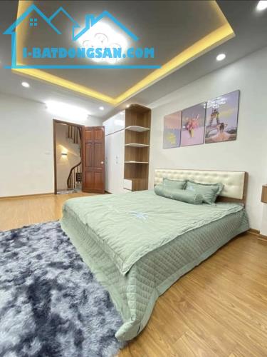 NHÀ 4 TẦNG - BÁT KHỐI ( GIA LÂM) - Ô TÔ  VÀO NHÀ - SÂN ĐỂ Ô TÔ  - 10M RA PHỐ - CHỈ HƠN 4 T - 2