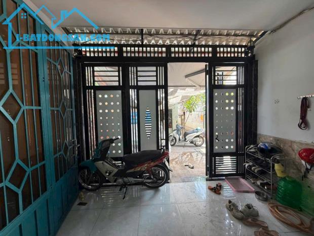 GIẢM 300TR - 1/ CHIẾN LƯỢC GIÁP Q.6 - HẺM XE HƠI - 3 TẦNG 4PN - 60M2 CHỈ HƠN 4 TỶ - 1