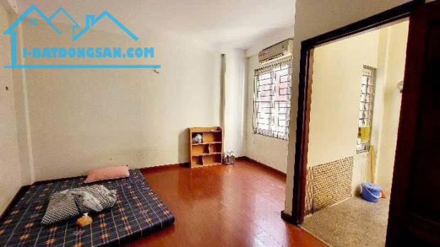 Cho thuê nhà ngõ phố Hoàng Mai 34m x 5 tầng, giá 11tr/tháng - 1