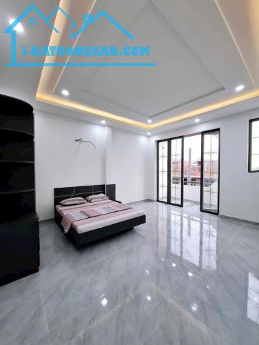CẦN BÁN 3 CĂN NHÀ VỪA HOÀN THIỆN - CÓ SẴN NỘI THẤT - Ở TP HCM ! - 4