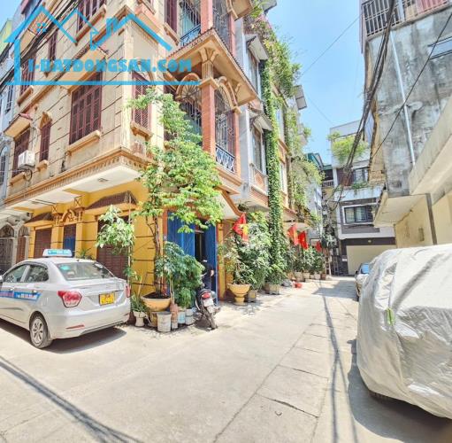 NHÀ ĐẸP HIẾM- LÔ GÓC- ÔTÔ TRÁNH-  MẶT TIỀN 5.5M- MỘ LAO -6.35 TỶ. - 3