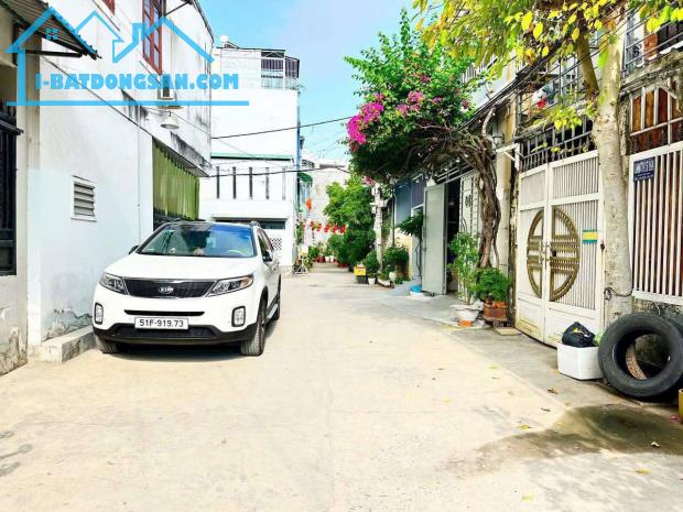 Bán nhà mới hoàn thiện tại TT Nhà Bè - DT: 5M x 9M - Giá: 4Tỷ 390 - 2