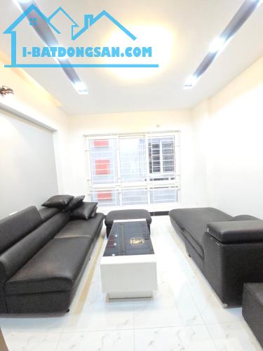Nhà Đẹp 5 Tầng - Trung Tâm Đống Đa - Ở Ngay - Sổ Đỏ Chính Chủ!