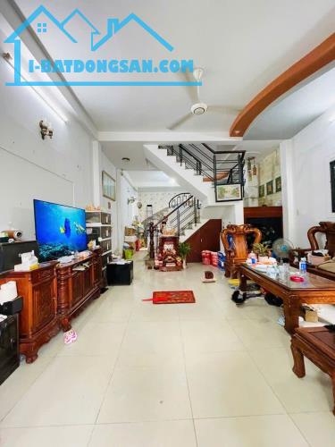 BÁN NHÀ GÒ VẤP HXH – GẦN CHUNG CƯ DREAM HOME – 95M² (NGANG HƠN 5M) – 3 TẦNG – GIÁ 8 TỶ - 2