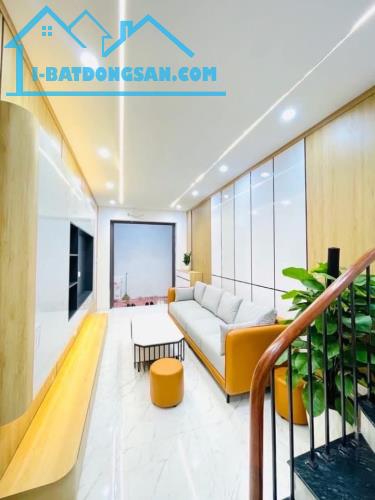 BÁN ĐẤT TẶNG NHÀ ĐỐNG ĐA - GẦN PHỐ - ĐỦ CÔNG NĂNG - 1