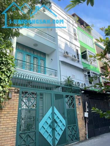 Siêu vị trí hẻm xe hơi sát mặt tiền Nguyễn Tri Phương quận 10 (DT 5x15m) 5 tầng