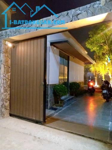 Giá 4,3 tỷ. Bán nhà vườn view sông Đồng Nai, Phường Bửu Hoà, Biên Hoà. Sổ thổ cư.