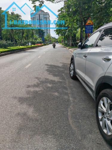 Bán biệt thự  song lập CIPUTRA, 240m2, mt 12m, 60tỷ. - 3