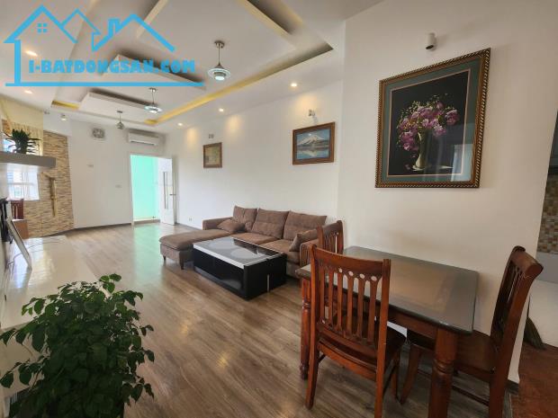 Bán chung cư Vườn Xuân Nguyễn Chí Thanh 75m2 2PN 5,89 tỷ căn góc, tầng trung, full NT
