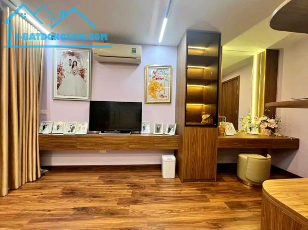 BÁN NHÀ THỤY KHUÊ_ VĂN CAO_ TÂY HỒ, CÁCH 1 NHÀ RA PHỐ, ĐI BỘ RA HỒ, FULL NỘI THẤT, 11.3 TỶ