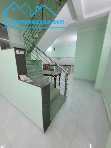HẺM THÔNG - PHÒNG KHÁCH RỘNG- NGUYỄN DU- GÒ VẤP-54M- 2 TẦNG-  4.5X12- 5.6T - 2