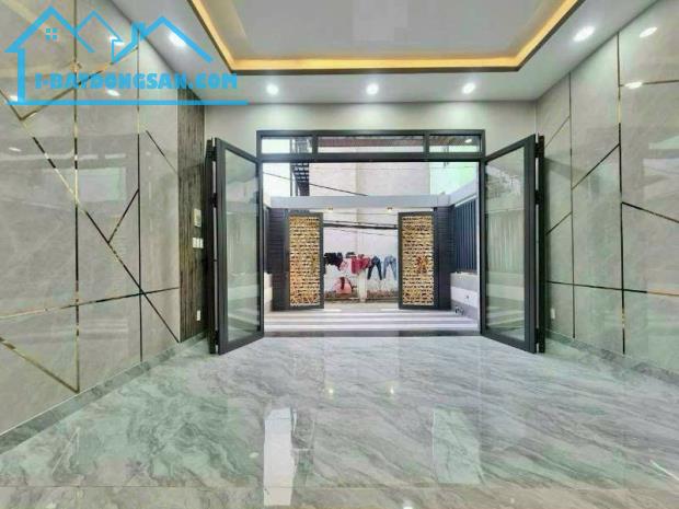 HUỲNH TẤN PHÁT P. Phú Thuận Phú Mỹ Hưng vip Q7 

NGANG 5 DÀI 14  XÂY MỚI 4 TẤM CÓ 7 TỶ - 2