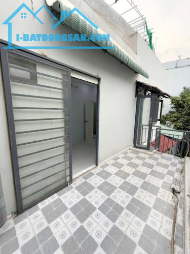 Nhà mới 2 tầng hẻm 775 Ba Đình P10Q8 (ko qui hoạch) - 3
