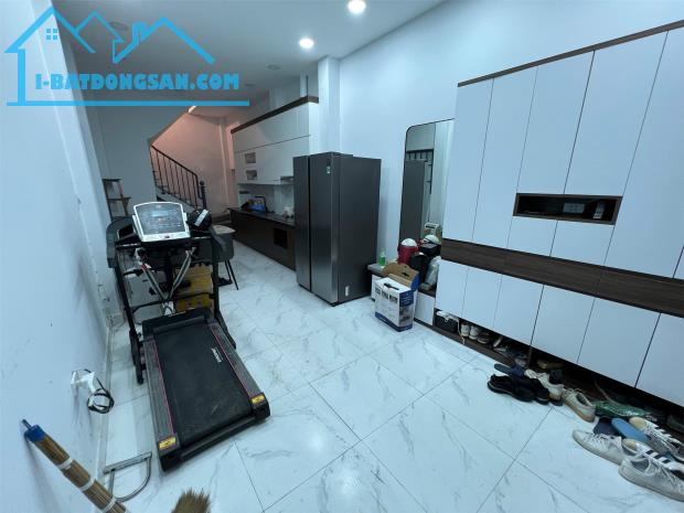 Nhà Đẹp- Giá tốt CHÍNH CHỦ CẦN BÁN NHANH NHÀ tại quận Tây Hồ, TP HN - 1
