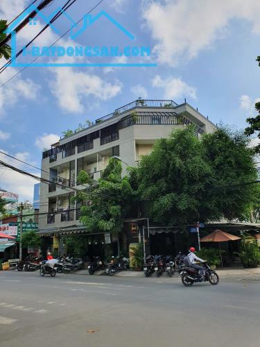 Bán nhà mặt tiền đường DC11, HXH Sơn Kỳ, Tân Phú, 10x20m, 32 tỷ