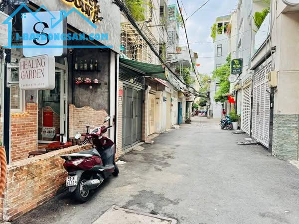 Nhà  Đường Điện Biên Phủ Phường ĐaKao Quận 1.