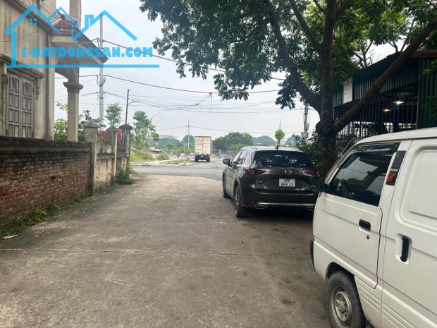 Hà Nội - Khê Nữ, Nguyên Khê, Đông Anh 36,5m 3 tầng 4,55 tỷ - 3