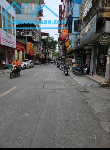Cần bán nhà mặt phố Hạ Đình 4tầng mặt tiền 6,6m.kinh doanh sầm uất.