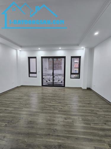 CẦN BÁN NHÀ 6 TẦNG THANG MÁY,  TỨ HIỆP, MẶT ĐƯỜNG Ô TÔ TRÁNH, KINH DOANH ĐỈNH - 3