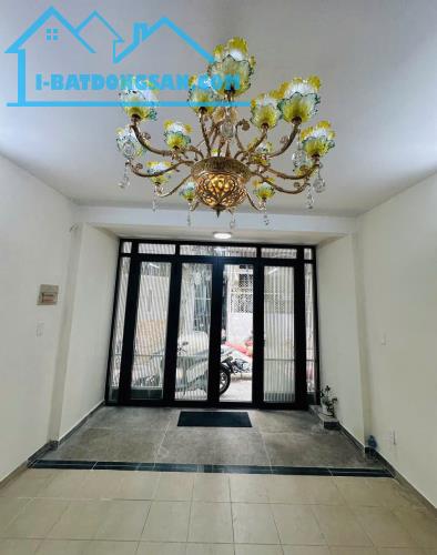 Bán Nhà HXH Đường Cách Mạng Tháng Tám, Phường 12, Quận 10. Diện tích: 3.8m x 9m, Giá chỉ - 4