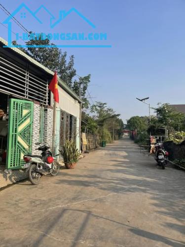 Bán gấp lô đất 82m² thổ cư 100% sát mặt tiền Đại lộ Đông Tây, giá chỉ 950 triệu - 2