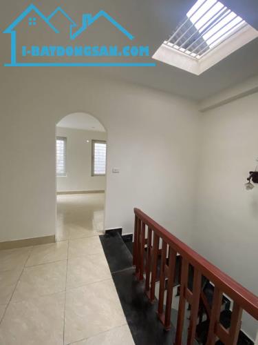 Bán nhà khu Định Công Thượng,47m,5 tầng, ô tô đỗ cửa, 2 mặt thoáng, nhà đẹp full nội thất. - 5