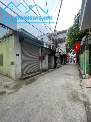 CHÍNH CHỦ BÁN NHÀ PHỐ KẺ TẠNH LONG BIÊN 41M2, SỔ ĐỎ, CHỈ 7,2 TỶ. LH:0347126666