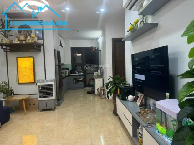 Căn hộ NO1B Cc Quân đội K35 Tân Mai view hồ Đền Lừ cực đẹp, full nội thất cao cấp, nhỉnh