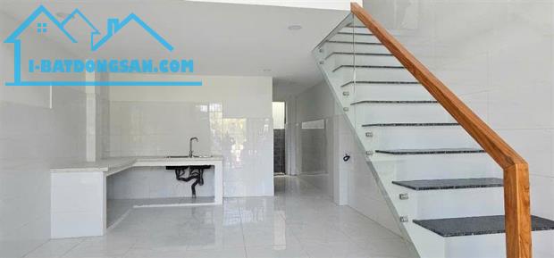 🌟 SIÊU PHẨM NHÀ ĐƯỜNG NGUYỄN XIỂN – XE HƠI NGỦ TRONG NHÀ, GIÁ CHỈ NHỈNH HƠN 3 TỶ - 2