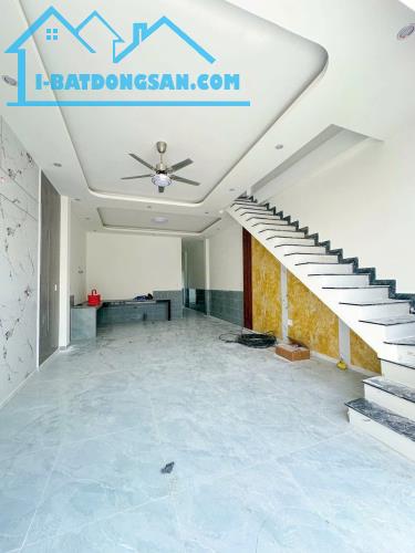 BÁN NHÀ LẦU SHR CHỈ 600TR NHẬN NHÀ CÁCH BỬU LONG 7 PHÚT DI CHUYỂN - 1