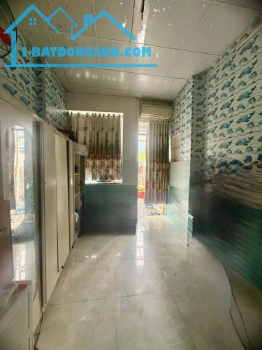 MẶT TIỀN ĐƯỜNG P8 QUẬN 8 - NGAY CẦU CHỮ Y - GIÁP QUẬN 1 - 3X15M - 2 TẦNG LÔ GÓC - 5.8 TỶ - 3