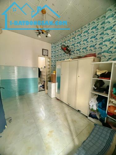 MẶT TIỀN ĐƯỜNG P8 QUẬN 8 - NGAY CẦU CHỮ Y - GIÁP QUẬN 1 - 3X15M - 2 TẦNG LÔ GÓC - 5.8 TỶ - 5