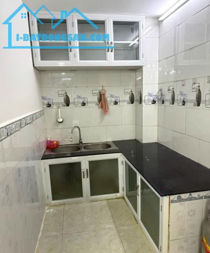 Bán nhanh nhà 1 lầu hẻm 710 Huỳnh Tấn Phát, Tân Phú, Quận 7 - 1