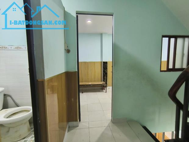 XE TẢI CÁCH VÀI BƯỚC CHÂN – NGUYỄN SỸ SÁCH - 3 TẦNG BTCT, 4PN - 41M2 - 9TR/TH - 4 TỶ TL - 2
