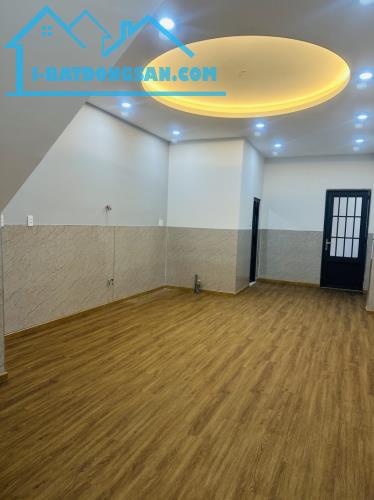 MẶT TIỀN BÔNG SAO - P5 QUẬN 8 - KHU VỰC KINH DOANH SẦM UẤT - 3 TẦNG BTCT - 4X17M - 13.2 TỶ - 2