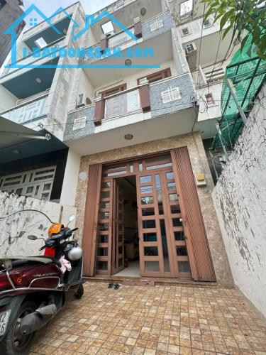 CHỦ KẸT TIỀN GẤP BÁN, MỄ CỐC NHÀ KIÊN CỐ 3 TẦNG DT 44.3M2 (3.9 X15M) CHỈ 4.5 TY - 3