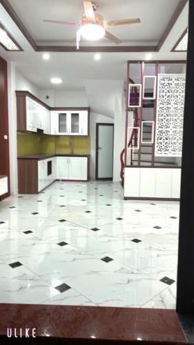 HÀNG XÓM BIGC LONG BIÊN - NHÀ MỚI - GẦN PHỐ - Ô TÔ ĐỖ CỬA-SỔ ĐẸP NHƯ HOA HẬU - 2