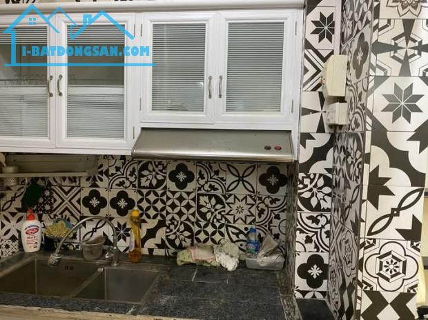 Cho thuê nhà ngõ phố Đê Tô Hoàng Hai Bà Trưng 30m x 3 tầng, giá 6tr/tháng - 1