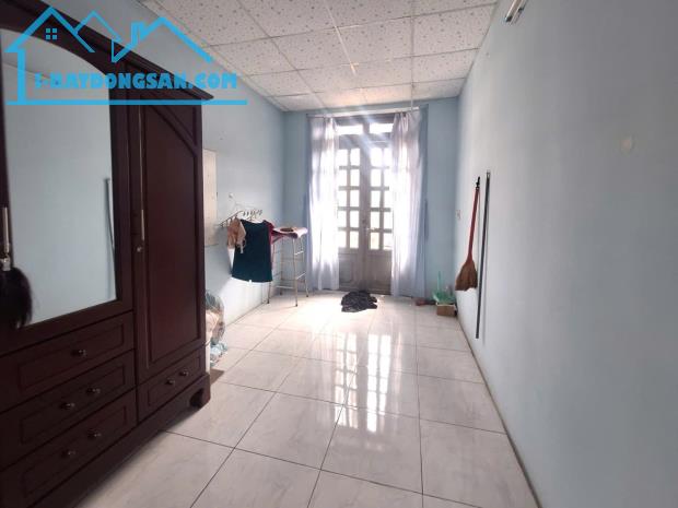 Nhà Mới ở ngay, Tăng Nhơn Phú B, Quận 9, Dt 40m2( 3 x 13 ), 2 tầng, chỉ 2.5ty - 1