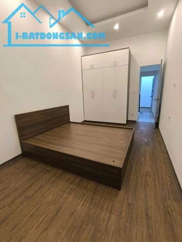 Bán Nhà Dân Xây Cổ Linh, Long Biên 42m2, 3T, chỉ 6,4 tỷ (ô tô đỗ cách nhà 15m) - 2