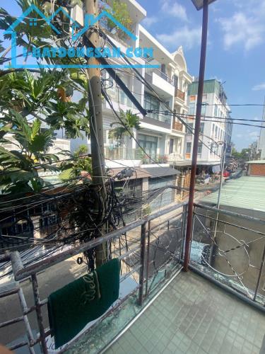 Nhà hẻm xe hơi đường Tân Hương, Tân Phú, gần chợ Tân Hương, DT 54 m2, 2 lầu chỉ 4,99 tỷ. - 2