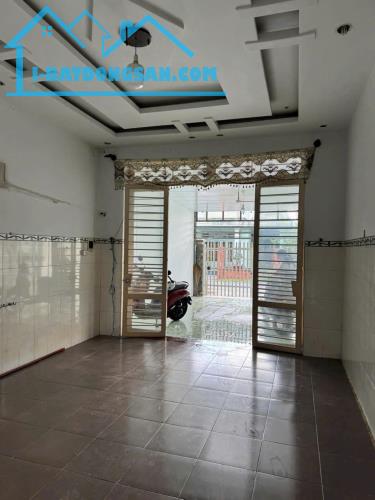 NHÀ ĐẸP - VỊ TRÍ TỐT - Chính Chủ Bán Nhà Gần Ngã Tư Long Thành Bắc, Hòa Thành, Tây Ninh - 2