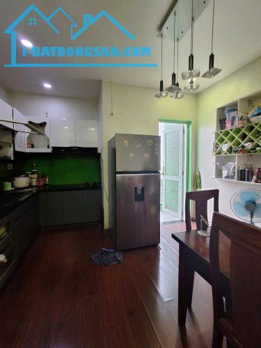 BÁN NHÀ MẶT TIỀN HẺM KINH DOANH NGUYỄN THỊ THẬP, QUẬN 7 – XE HƠI ĐỖ CỬA – 4 TẦNG – GIÁ - 4