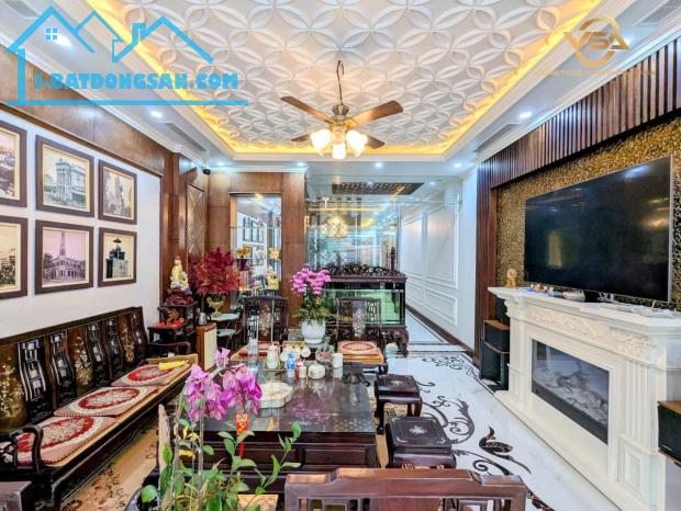 Bán nhà 7 tầng mặt đường phố Phan Bội Châu