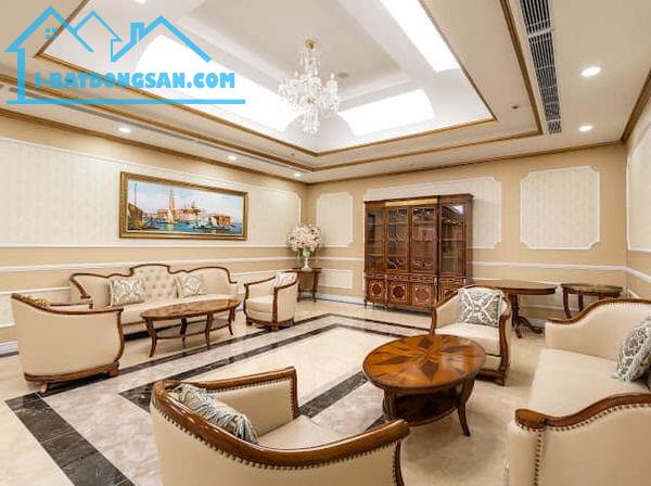 NHƯỢNG CĂN HỘ 104M4 2PN TẠI DỰ ÁN D