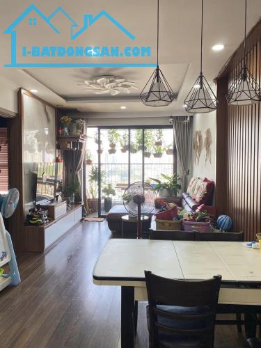 Bán chung cư C13 Bộ Quốc Phòng CĂN GÓC 68m2, 2 ngủ, 2 vs chỉ 3.08  tỷ