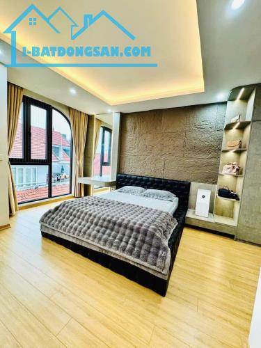 NHÀ SIÊU HIẾM NGÕ PHỐ VĂN PHÚ, HÀ ĐÔNG, 34m2-5 Tầng- nhỉnh 11 tỷ, THANG MÁY, Ô TÔ VÀO NHÀ