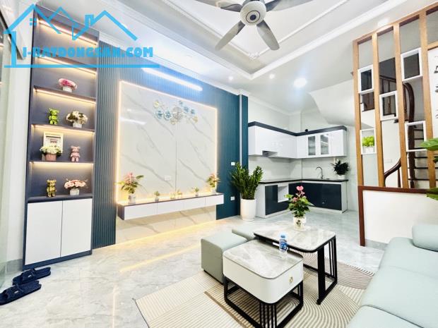 Bán nhà phố Vĩnh Hưng, Hoàng Mai Hà Nội  30m2, 5tầng, full nội thất - 1