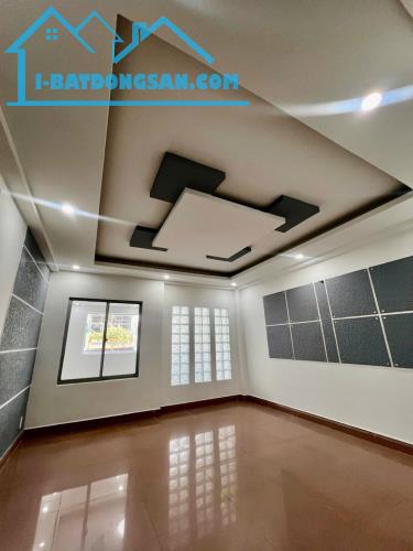 MẶT TIỀN KINH DOANH NGAY CHỢ HIỆP TÂN - TÔ HIỆU - QUẬN TÂN PHÚ - 86M2 - 3 TẦNG - NGANG 5M